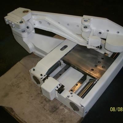 Robotic arm mechanism with articulated joints for automation